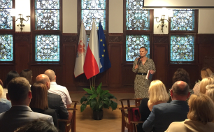 Pani Marta Makuch, Zastępczyni Prezydentki Miasta słupska witająca gości podczas spotkania